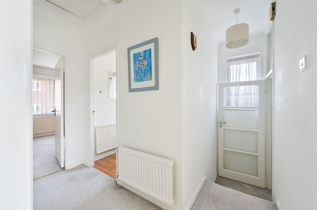 Additional image 6 of 2 bed maisonette for saleCheviot Close, Banstead SM7