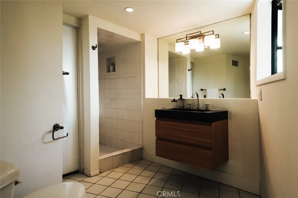 Additional image 34 of 8448 Franklin, Los Angeles, CA 90069