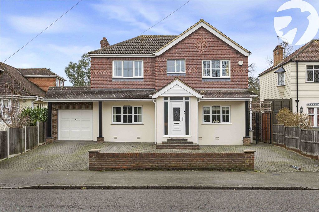 5 bed detached house for saleTile Kiln Lane, Bexley, Kent DA5