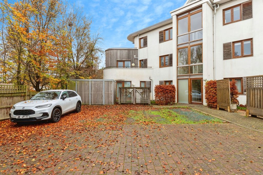 Additional image 17 of 2 bed flat for saleHartington Place, Letchworth Garden City SG6