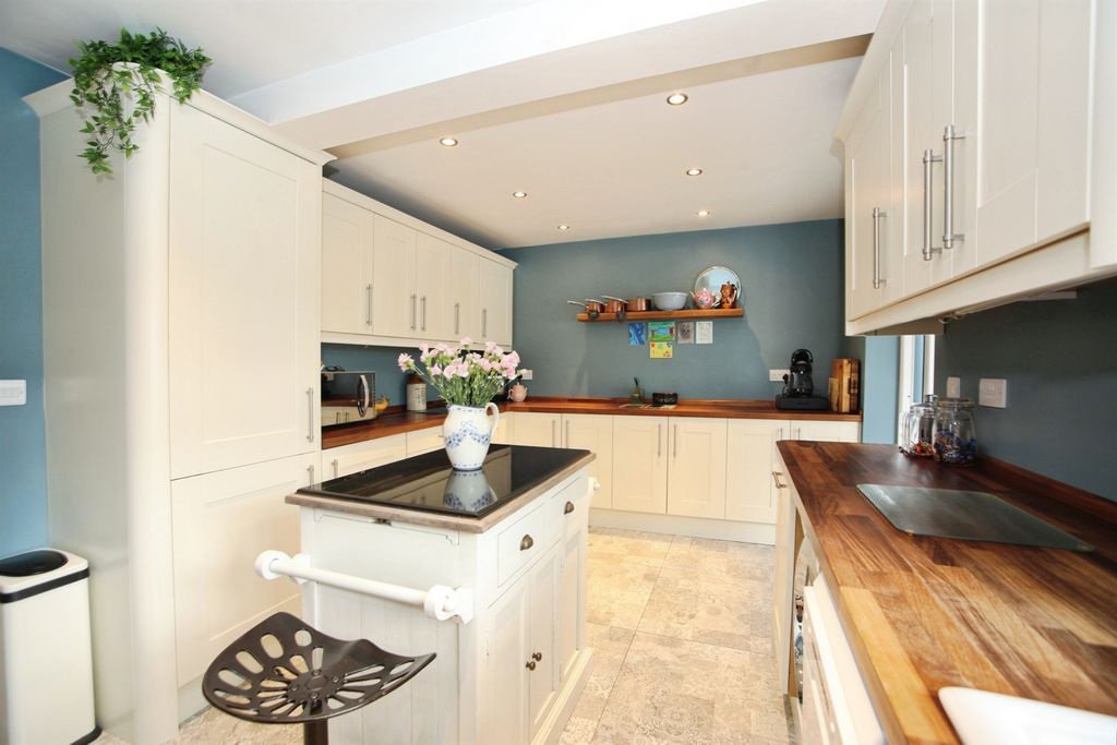 Additional image 4 of 3 bed semi-detached house for saleCoed Yr Eos, Caerphilly CF83