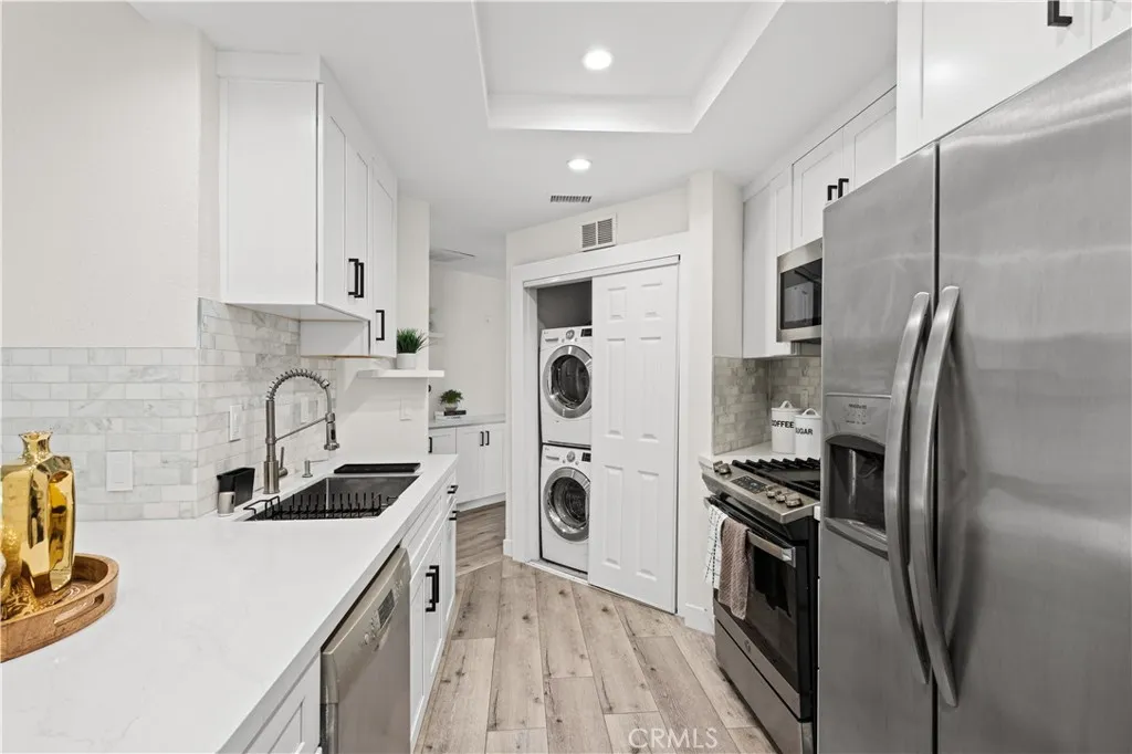 Additional image 9 of 11949 Goshen Avenue Unit 110, Los Angeles, CA 90049