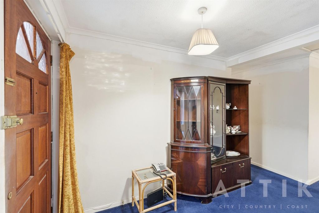 Additional image 10 of 5 bed detached bungalow for saleNorwich Road, Halesworth IP19