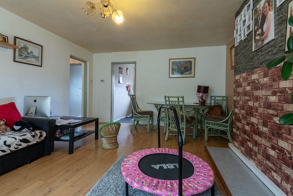 Additional image 6 of 2 bed flat for saleGreat Bridge Road, Bilston WV14