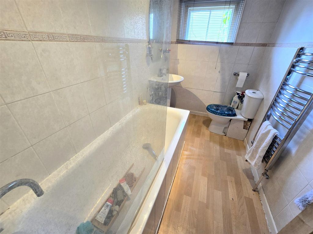 Additional image 5 of 5 bed semi-detached house for saleGrove Road, Beccles NR34