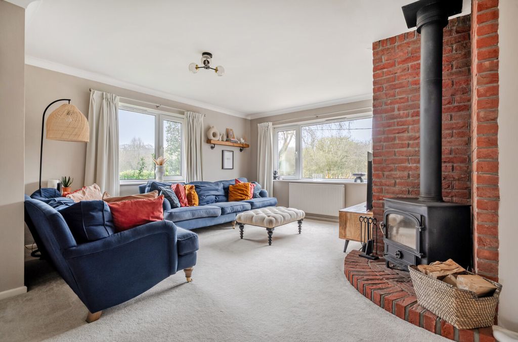 Additional image 2 of 4 bed bungalow for saleTichborne Down, Alresford, Hampshire SO24
