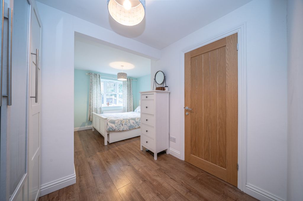 Additional image 16 of 4 bed link detached house for saleBrimstone Walk, Berkhamsted HP4