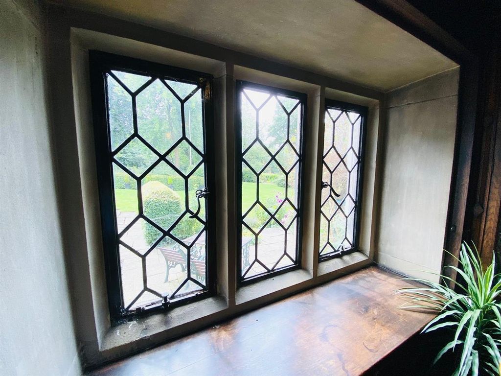 Additional image 32 of 4 bed country house for saleWesterhill House, Westerhill, Ashton-Under-Lyne OL7