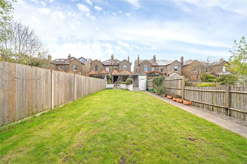 Additional image 3 of 4 bed semi-detached house for saleBarnmead Road, Beckenham BR3