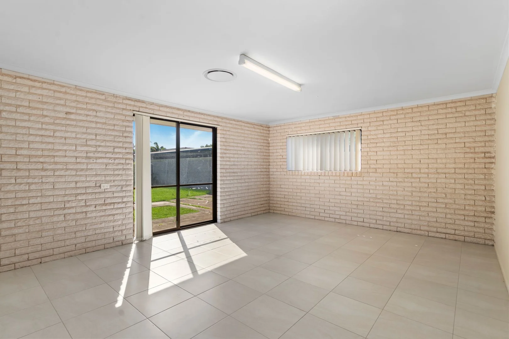 Additional image 5 of 122 Point O'Halloran Road, Victoria Point QLD 4165