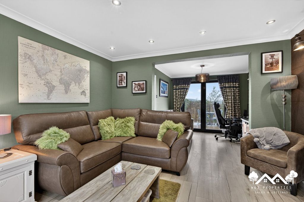 Additional image 5 of 4 bed semi-detached house for saleSprucewood Close, Accrington BB5