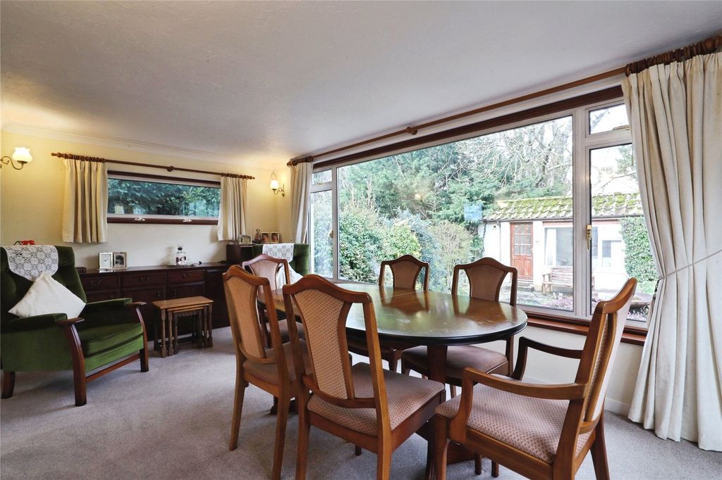 Additional image 4 of 2 bed bungalow for saleGlen Gardens, Bideford, Devon EX39