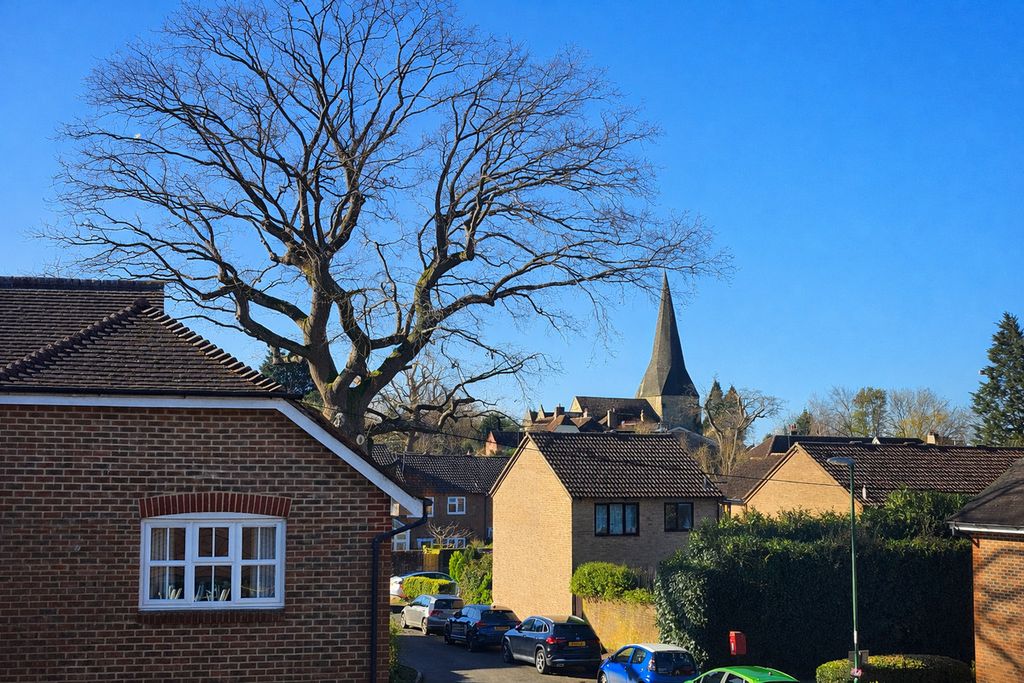 Additional image 12 of 2 bed flat for saleRosehill, Billingshurst RH14