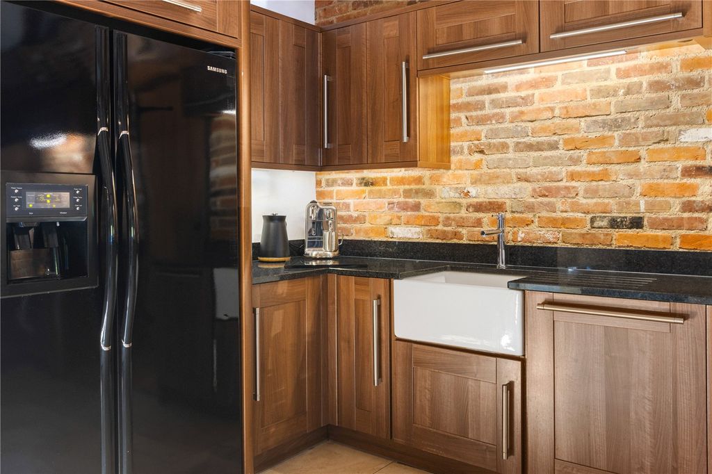 Additional image 11 of 5 bed bungalow for saleLincoln Road, Welton Le Wold, Louth, Lincolnshire LN11