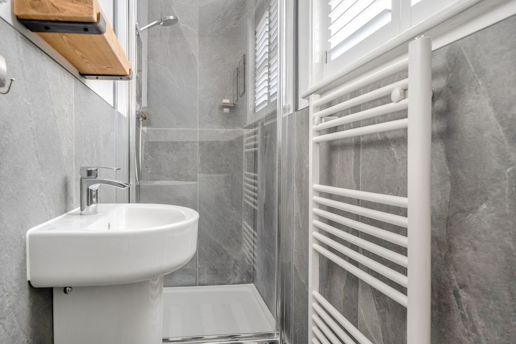 Additional image 15 of 4 bed detached house for saleHigh Street, Emsworth PO10
