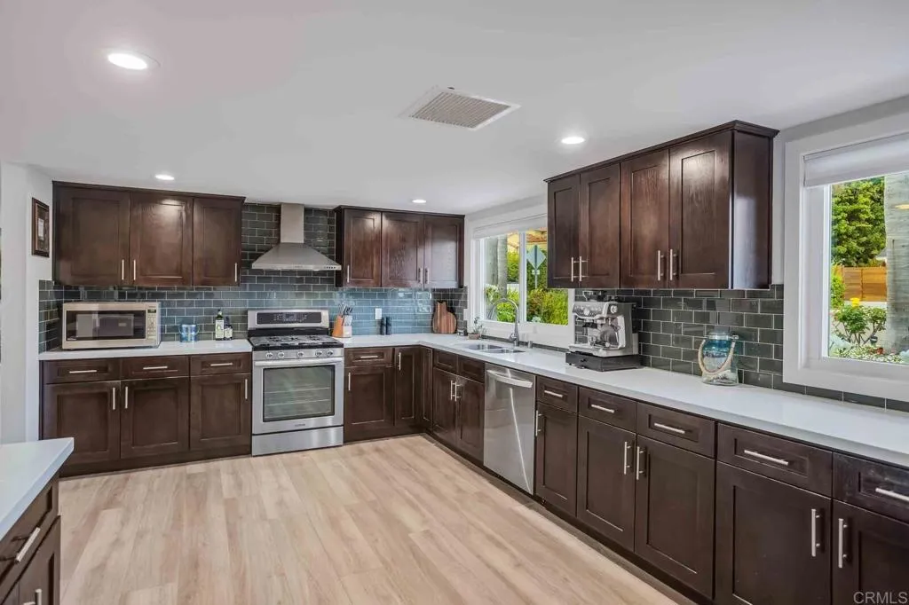 Additional image 91 of 2203 Cameo Road, Carlsbad, CA 92008
