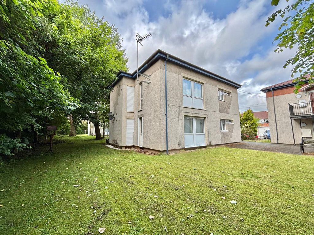 2 bed flat for saleClare Road, Sutton In Ashfield NG17
