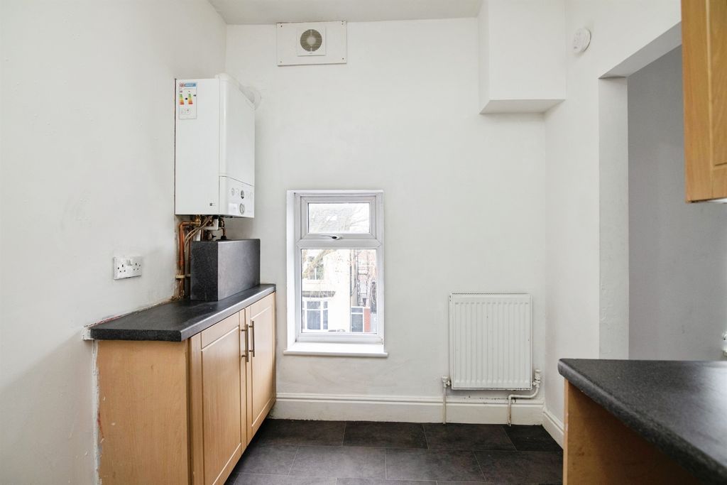 Additional image 4 of 1 bed flat for saleWellington Road, Bilston WV14