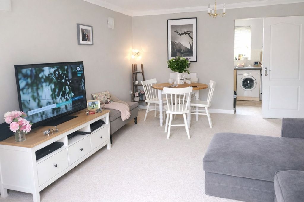 Additional image 2 of 2 bed flat for saleVineyard, Abingdon OX14