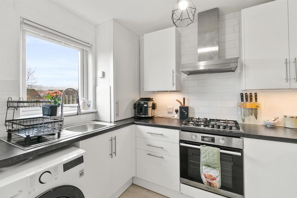 Additional image 13 of 2 bed terraced house for saleAshley Rise, Bonhill, Alexandria G83