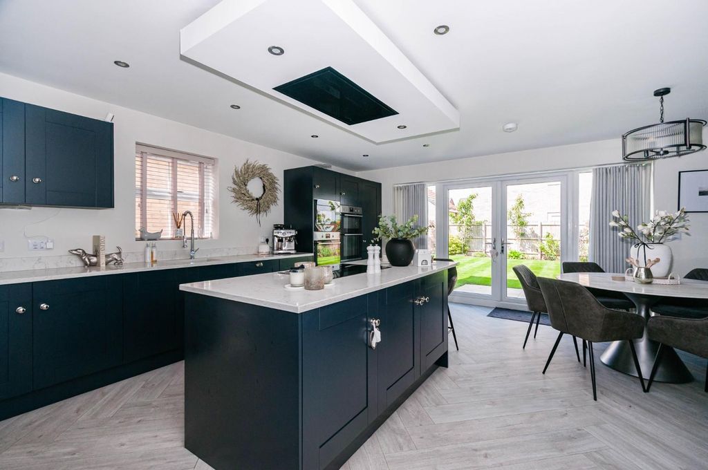 Additional image 9 of 4 bed property for saleWinter Place, Beverley HU17