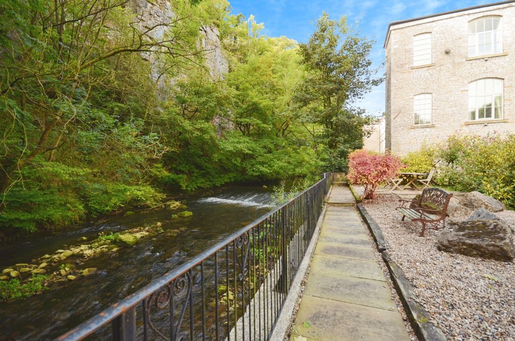 2 bed flat for saleLitton Mill, Buxton SK17 photo 3