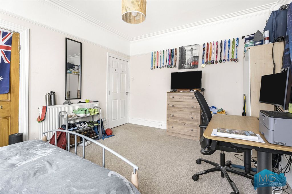 Additional image 16 of 4 bed semi-detached house for saleWood Street, Barnet EN5