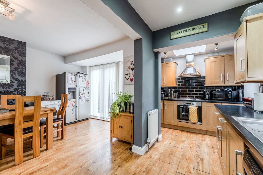 Additional image 5 of 3 bed semi-detached house for saleGreenville Avenue, Leeds, West Yorkshire LS12
