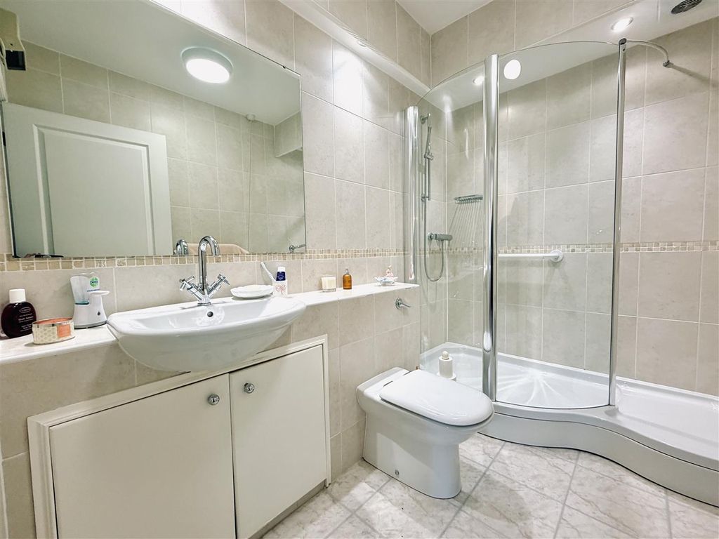 Additional image 11 of 2 bed flat for saleDunham Road, Altrincham WA14