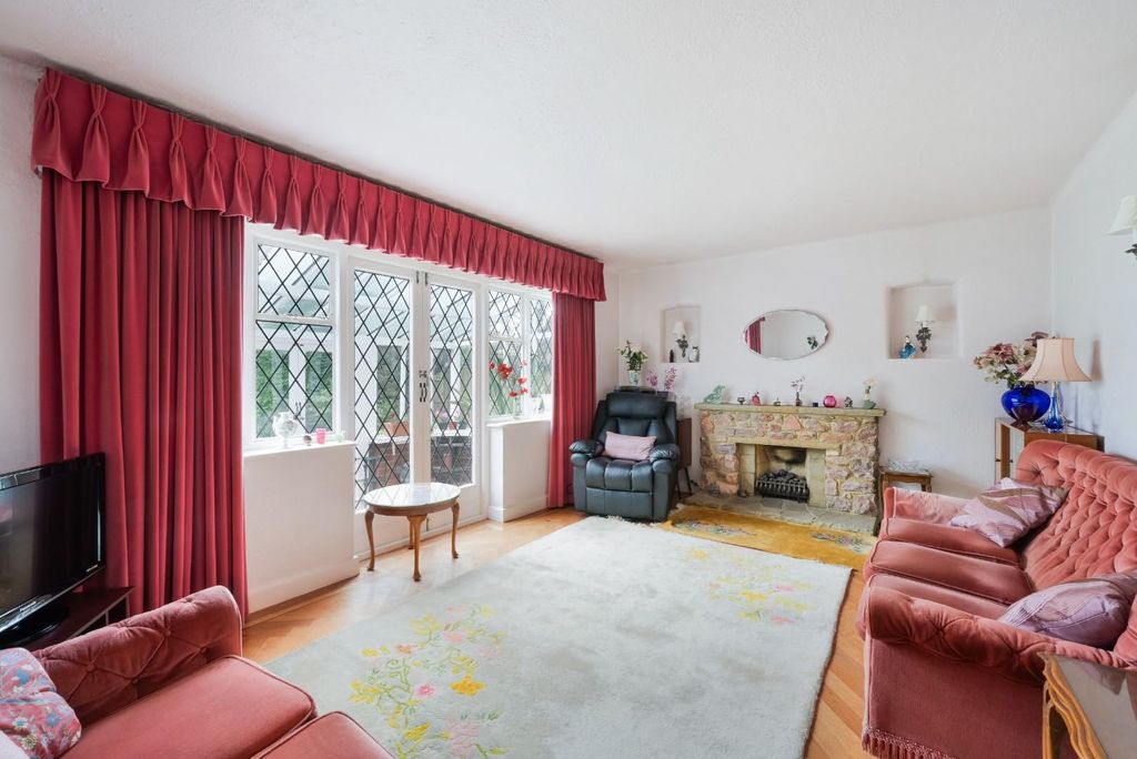 Additional image 7 of 3 bed detached house for saleFiddicroft Avenue, Banstead SM7