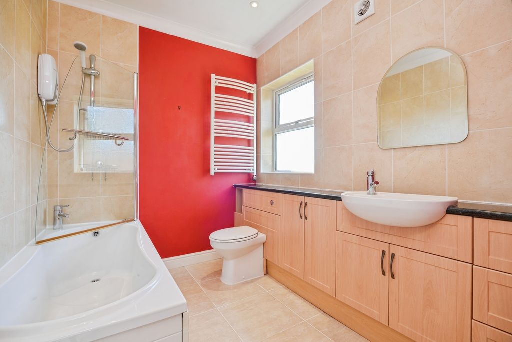 Additional image 14 of 5 bed detached house for saleBack Lane, Bedale, North Yorkshire DL8
