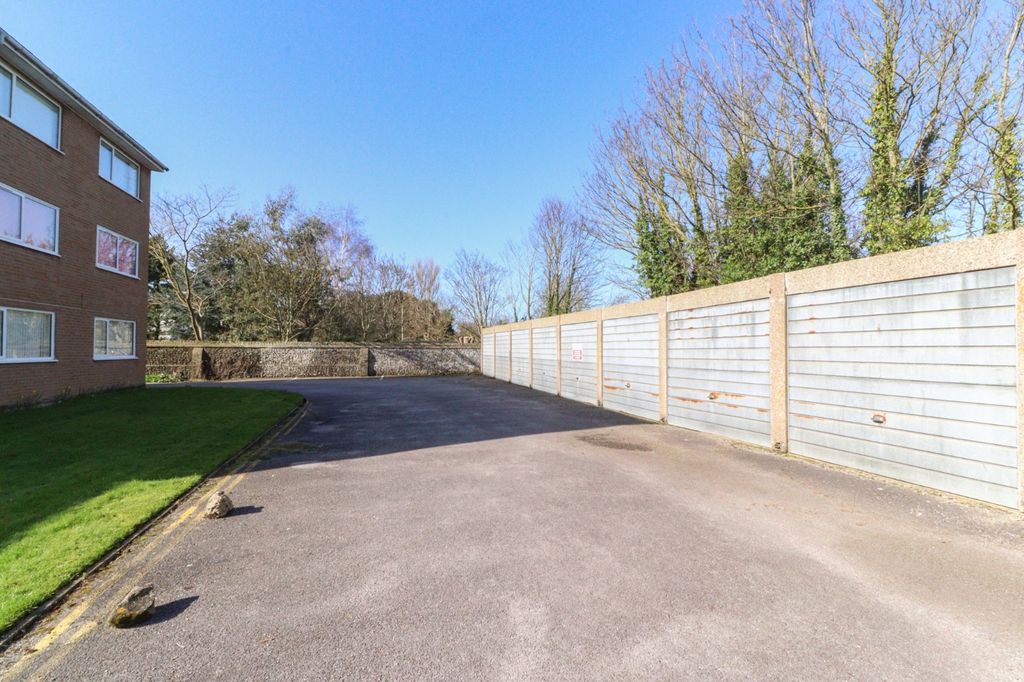 Additional image 10 of 2 bed flat for saleAlpha Road, Birchington, Kent CT7