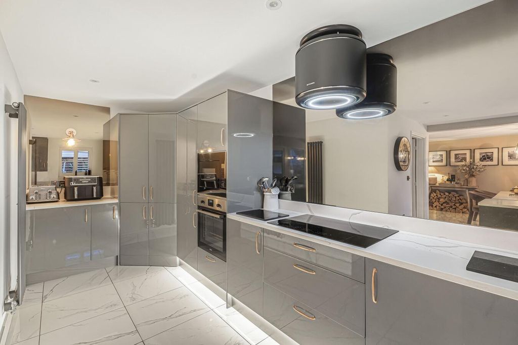 Additional image 23 of 5 bed detached house for saleAscot Way, Bicester OX26