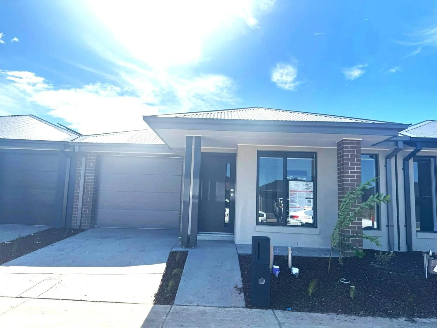 34 Vondel Way, Clyde North VIC 3978