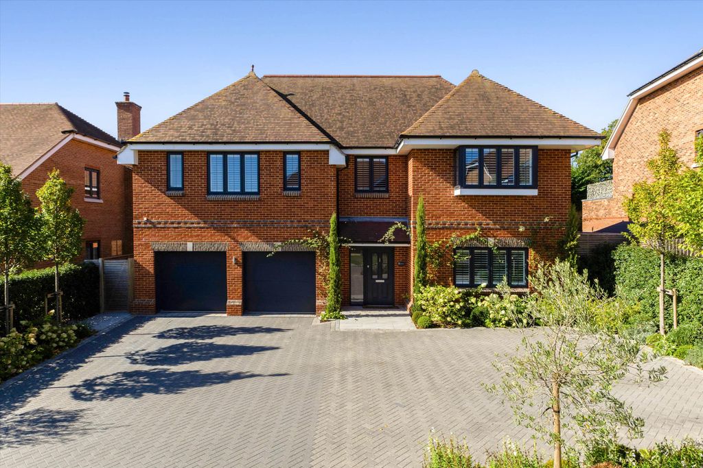 6 bed detached house for saleHolme Hill, Upton Grey, Basingstoke, Hampshire RG25