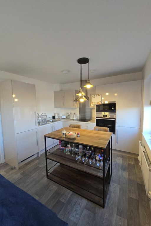 Additional image 3 of 2 bed flat for saleLaver Drive, Chesterfield S41