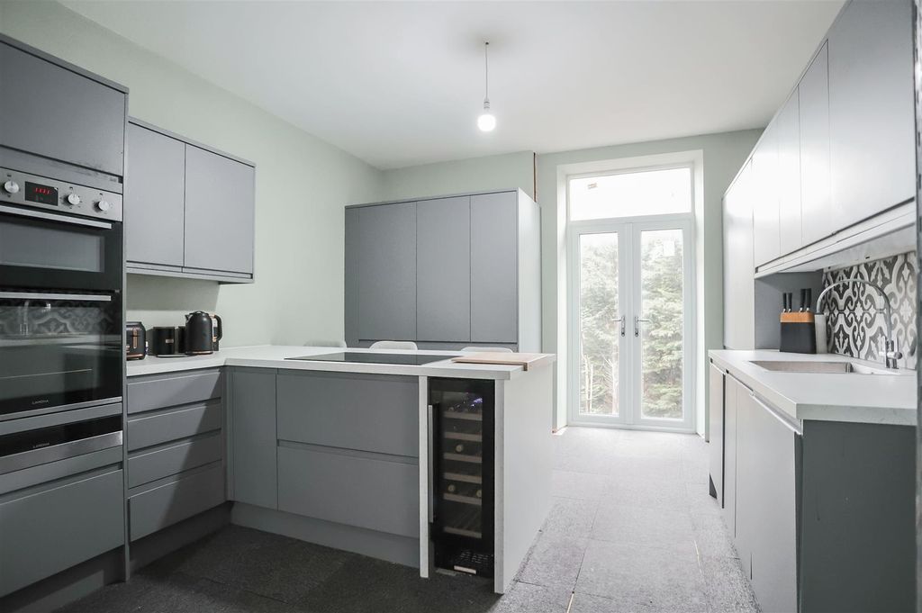 5 bed detached house for saleNew Line, Bacup OL13