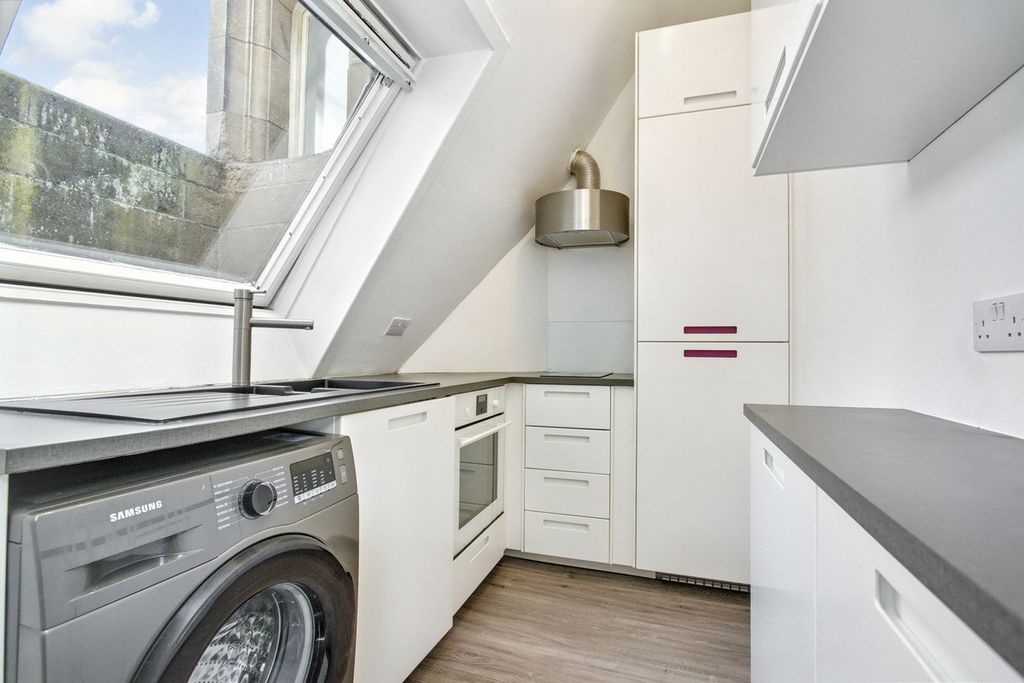 Additional image 6 of 2 bed flat for saleFlat 47, 50 North Bridge, Edinburgh EH1