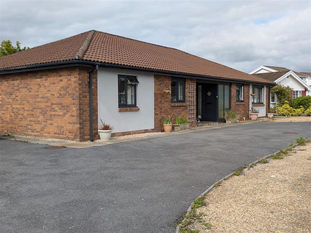 Additional image 24 of 5 bed detached bungalow for saleLlwyn Y Bryn, Ammanford SA18