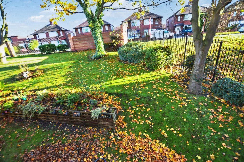 Additional image 10 of 2 bed flat for saleLangton Green, Leeds, West Yorkshire LS12