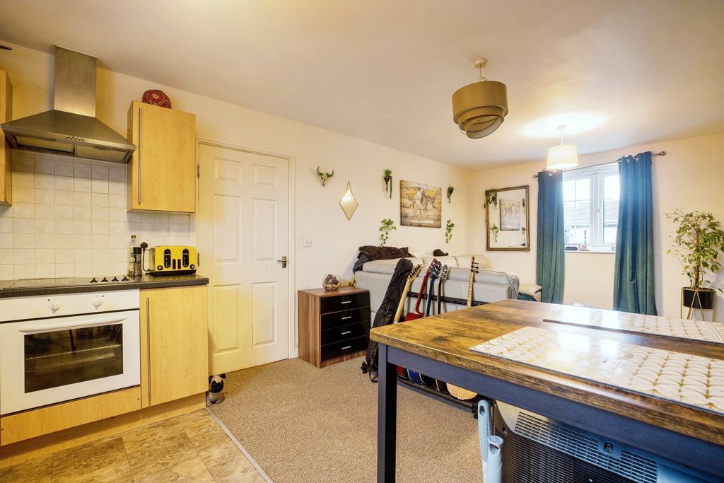 Additional image 6 of 2 bed flat for saleLangwood Court, Haslingden, Rossendale, Lancashire BB4