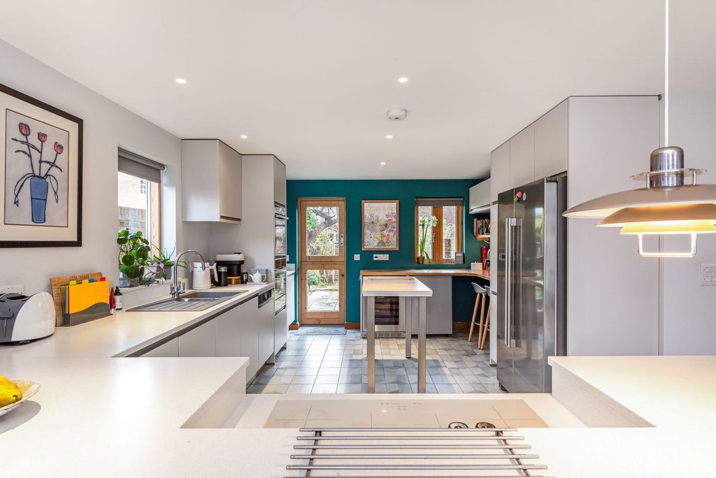 Additional image 9 of 4 bed detached house for saleThe Fishermans, Emsworth PO10