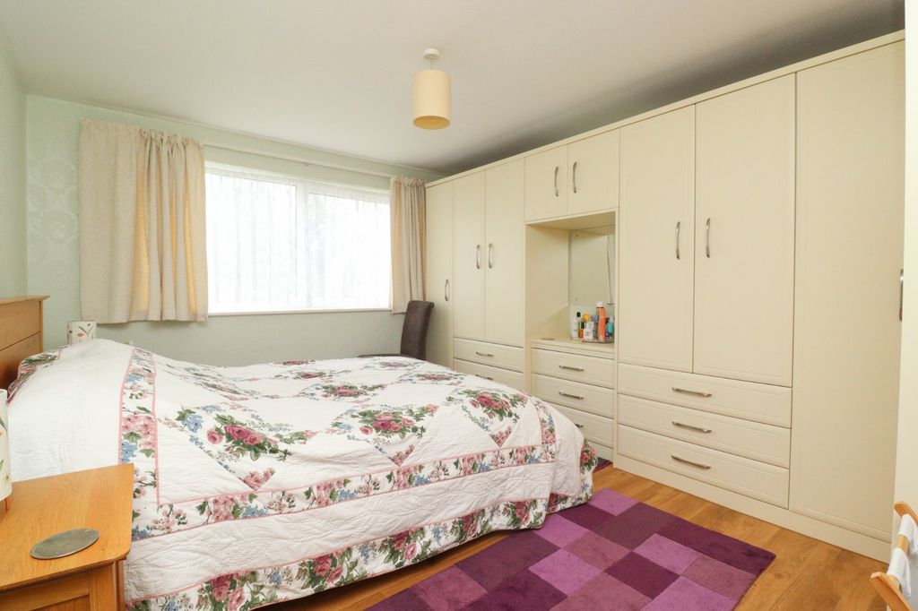 Additional image 6 of 2 bed flat for saleAlpha Road, Birchington, Kent CT7