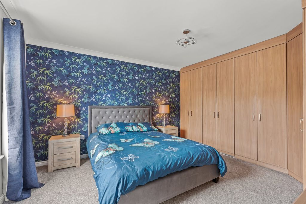 Additional image 25 of 6 bed detached house for saleAgincourt Drive, Bingley, West Yorkshire BD16