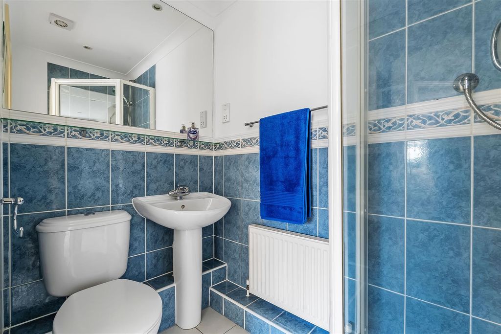 Additional image 16 of 2 bed flat for saleMarlborough Court, The Marld, Ashtead KT21