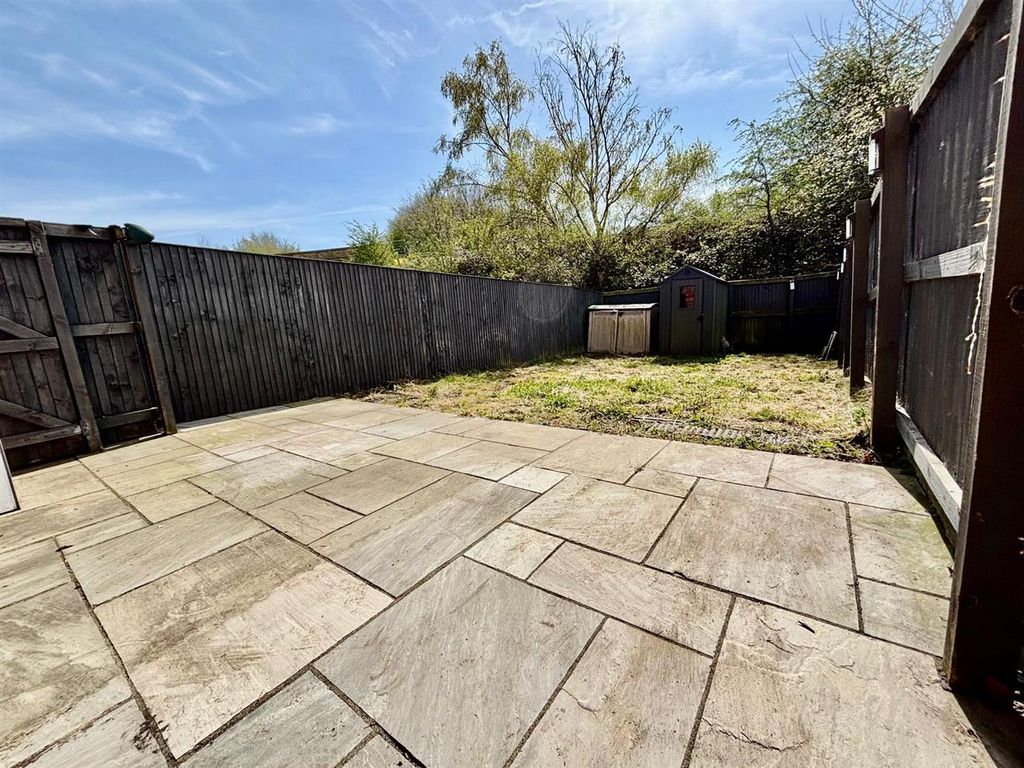 Additional image 16 of 3 bed property for saleUppingham Gardens, Leeds LS12