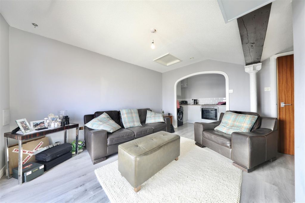 Additional image 7 of 1 bed flat for saleKingston Street, Hull HU1