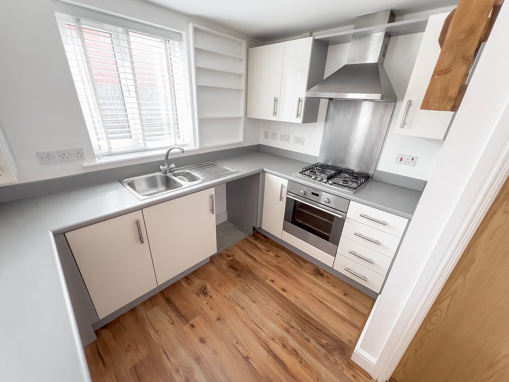 Additional image 3 of 2 bed flat for saleOaktree Close, Sutton In Ashfield NG17