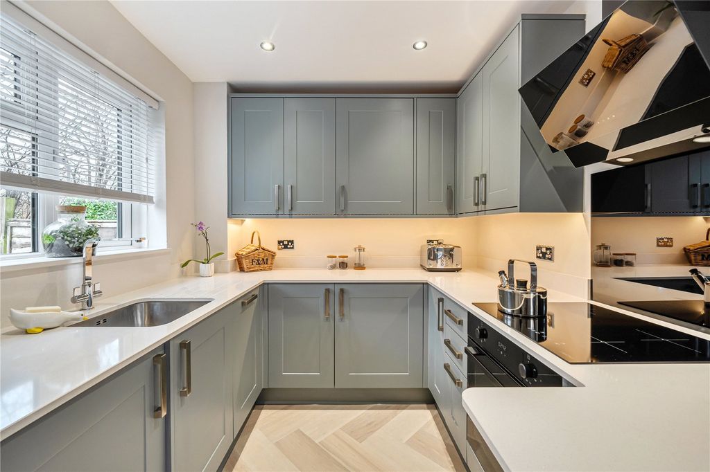 Additional image 2 of 1 bed detached house for saleHawkswell Walk, Woking, Surrey GU21