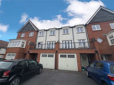 Great Clover Leaze, Bristol, Gloucestershire BS16, Room to rent